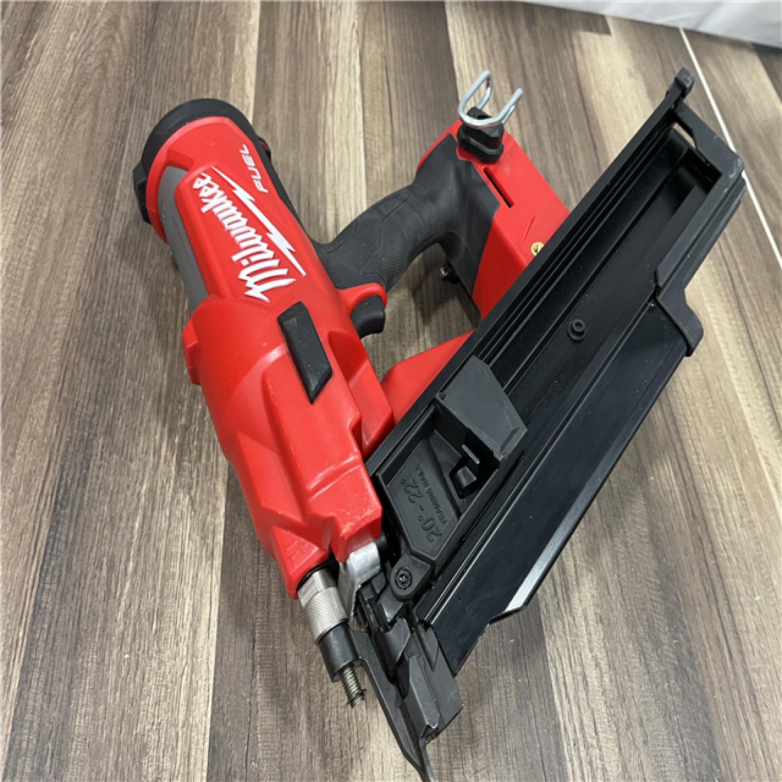 GOOD Milwaukee 2744-20 M18 FUEL 21-Degree Cordless Framing Nailer (Tool Only)