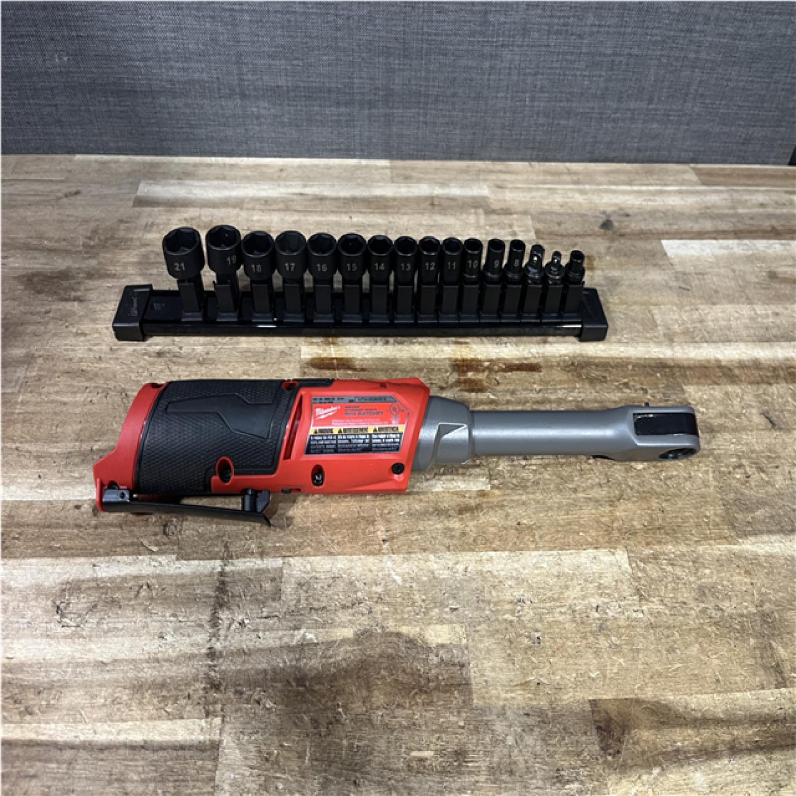 Houston Location AS-IS Milmaukee Ratchet Wrenches for Milwaukee 3050-20 M12 FUEL 12V Extended Reach Box Ratchet - Bare Tool