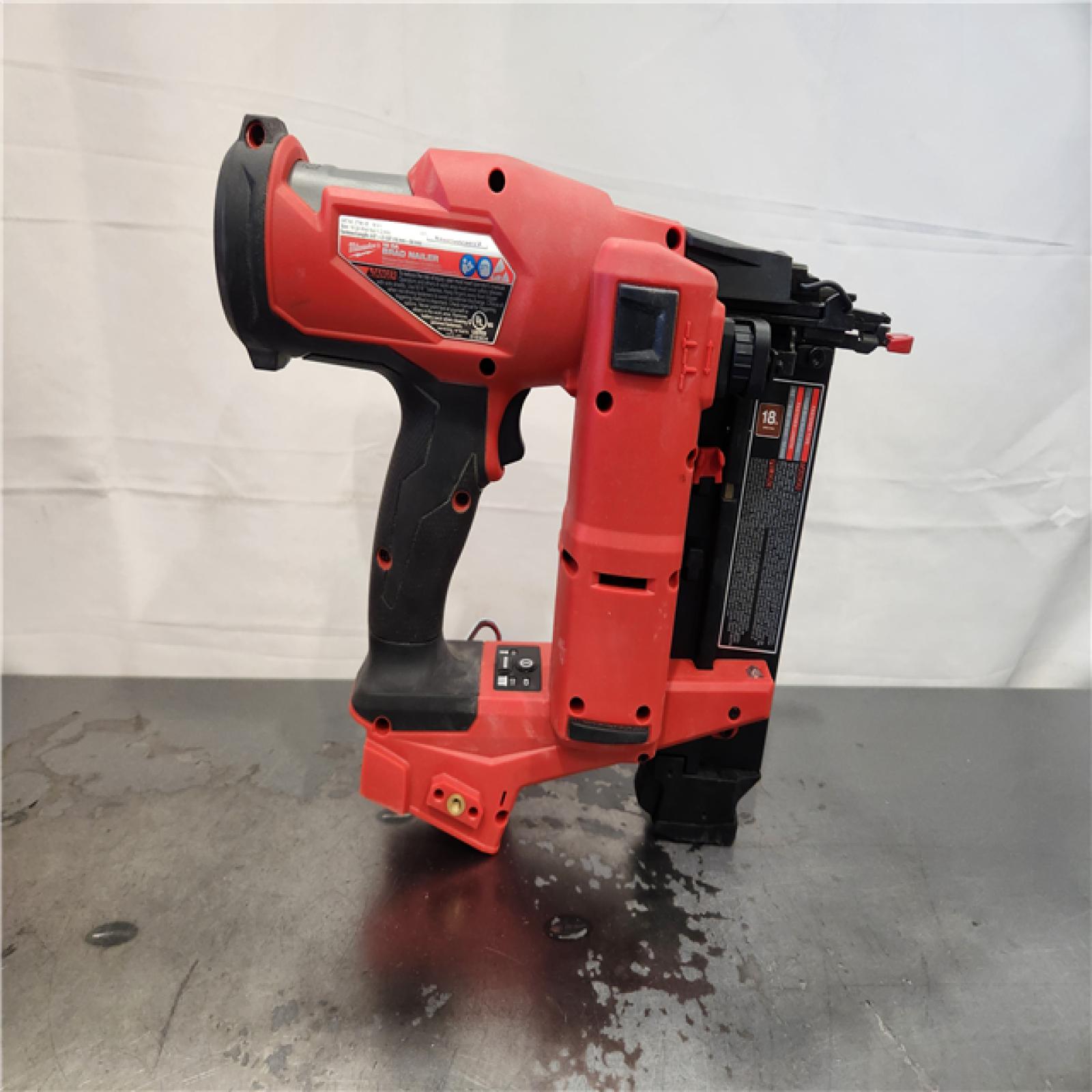AS-IS- Milwaukee M18 FUEL 18 Gauge Brad Nailer