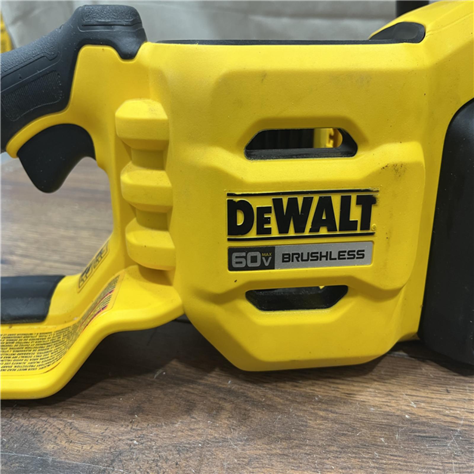 AS-IS DEWALT DCCS672B FLEXVOLT 60V MAX Brushless Cordless 18 Chainsaw (Tool Only)