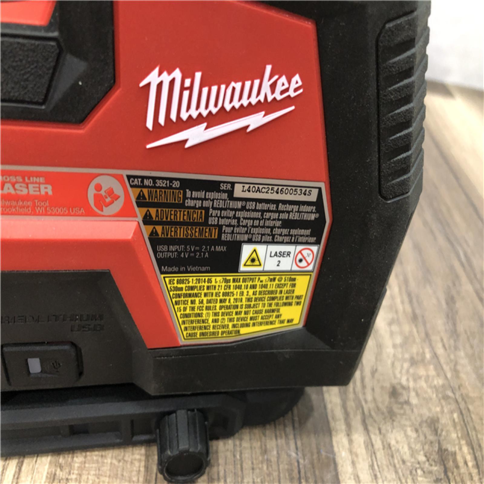 AS-IS Milwaukee 100 ft. REDLITHIUM Lithium-Ion USB Green Rechargeable Cross Line Laser Level with Charger