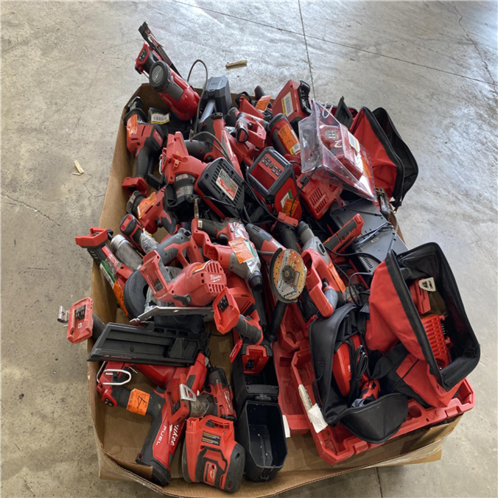 Houston Location AS IS - Tool Pallet