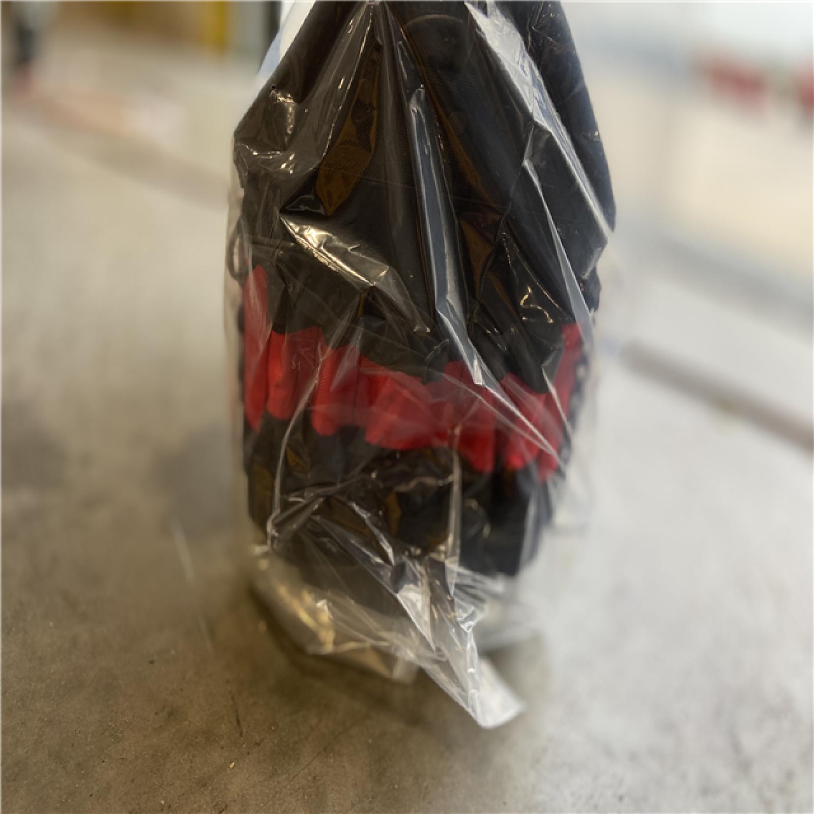 NEW! - Milwaukee PACKOUT 15 Structured Tote