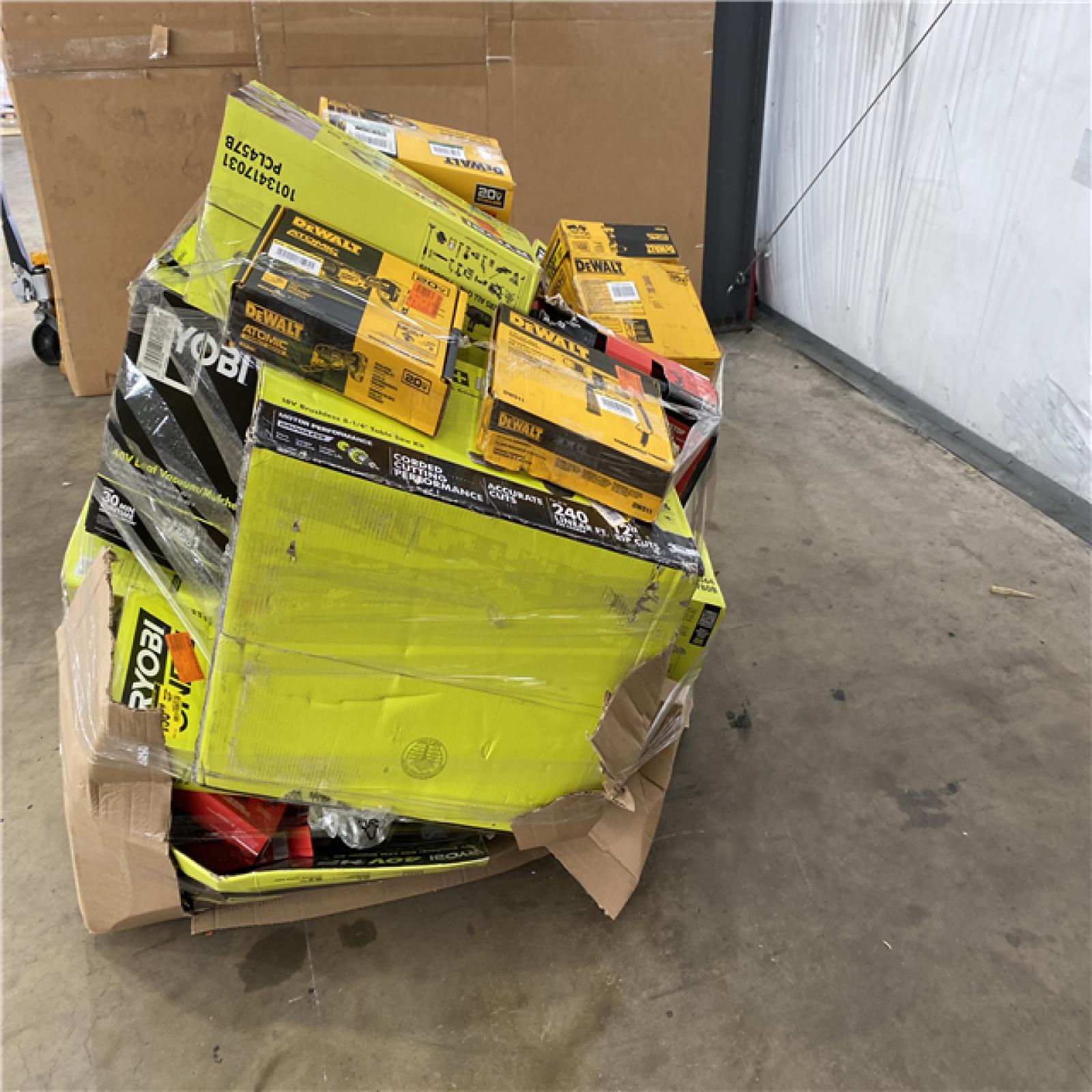 Houston Location AS IS - Tool Pallet