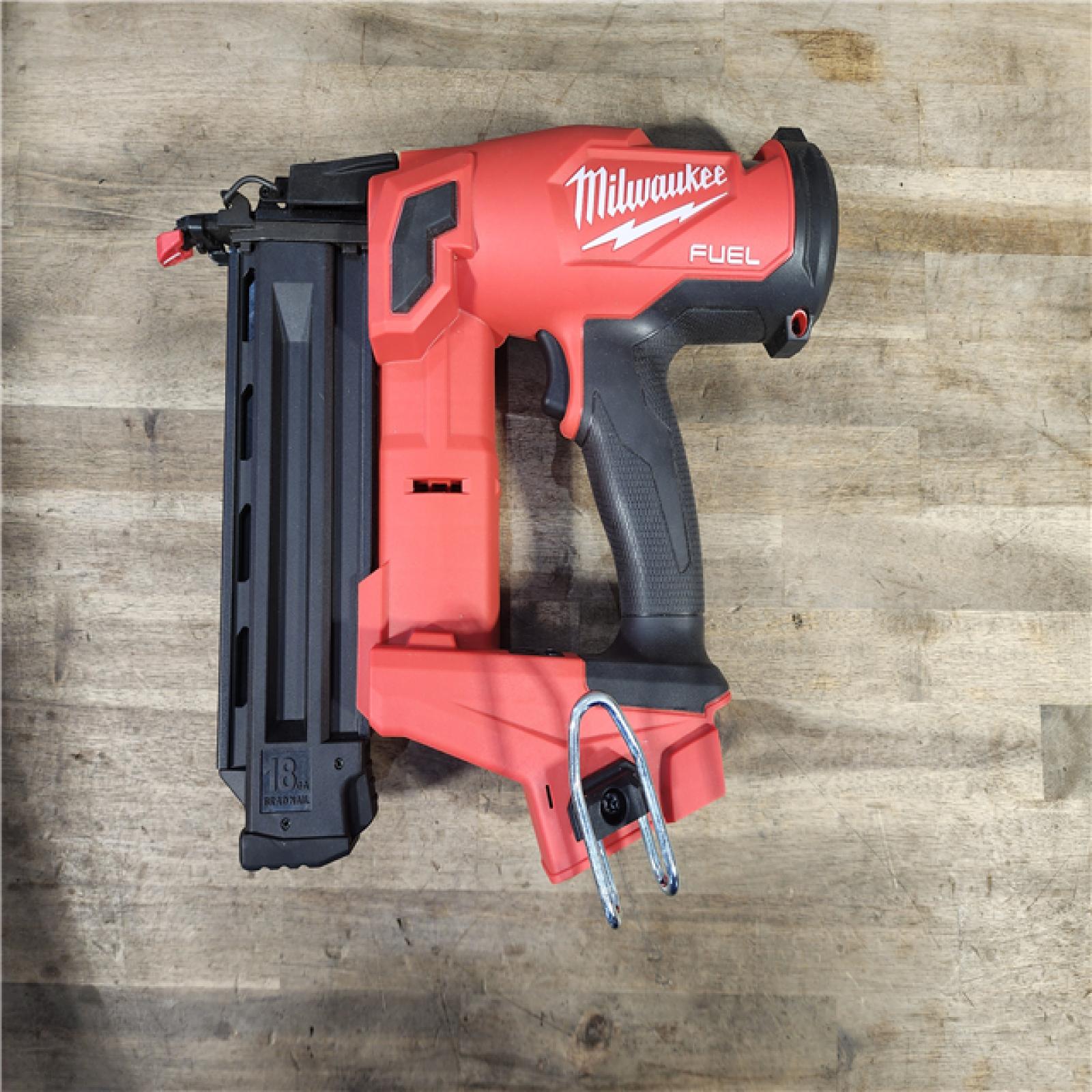 HOUSTON LOCATION - AS-IS Milwaukee M18 Fuel 18V Brushless 18-Gauge Brad Nailer 2746-20 (Bare Tool)
