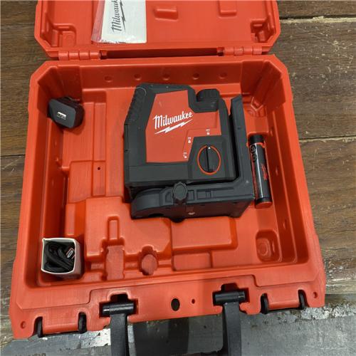 AS-IS100 Ft. REDLITHIUM Lithium-Ion USB Green Rechargeable Cross Line Laser Level with Charger