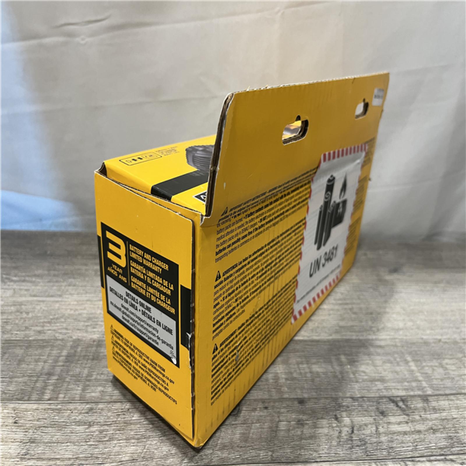 NEW - DEWALT FLEXVOLT 20V/60V MAX Lithium-Ion 6.0Ah Battery Pack with 6 Amp Output Charger