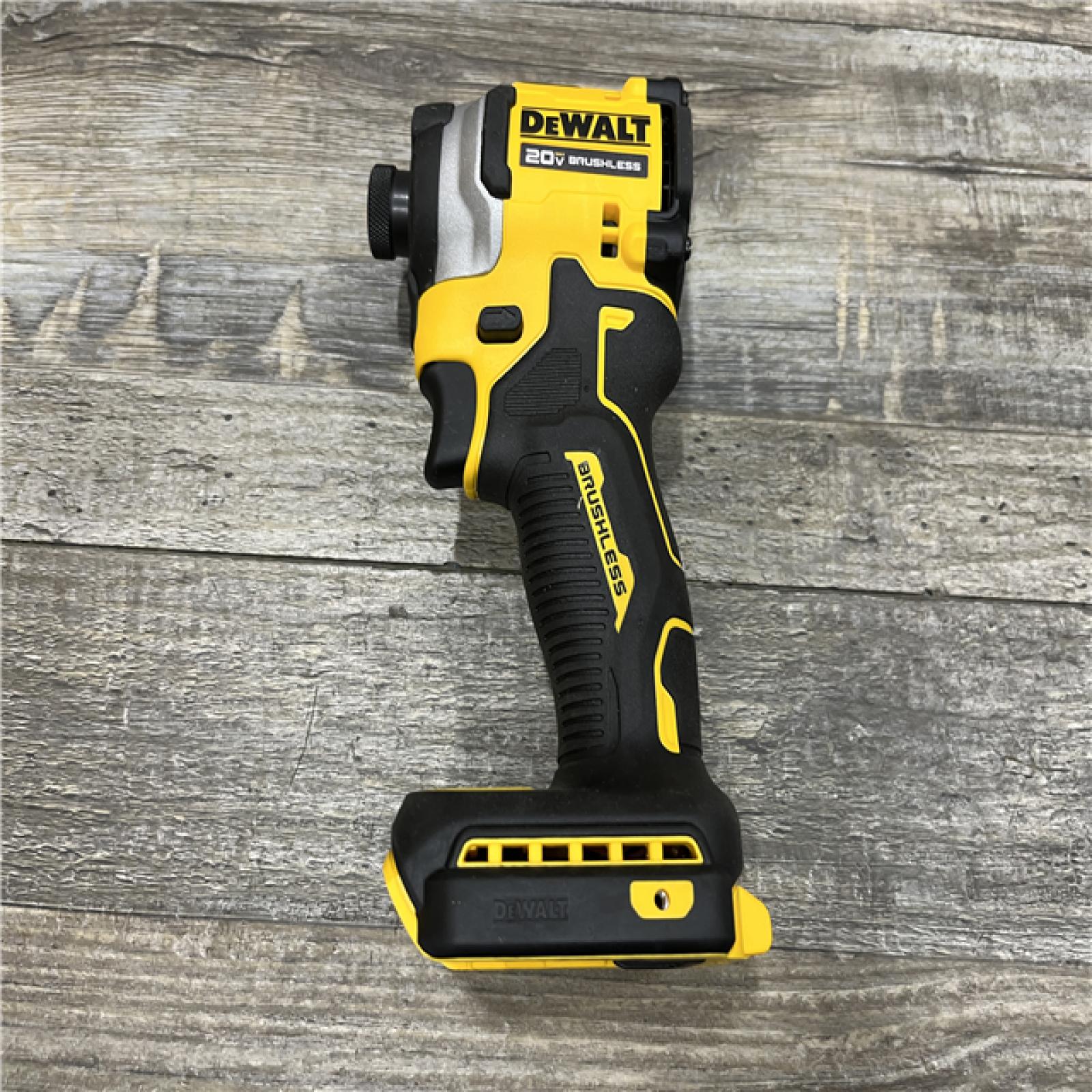 AS-IS DEWALT ATOMIC 20V MAX Lithium-Ion Cordless 1/4 in. Brushless Impact Driver Kit