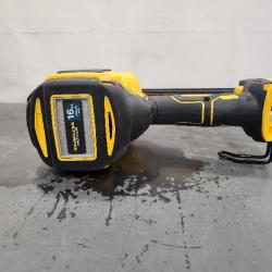 AS-IS- DeWalt 15 GA ANGLED FINISH NAILER KIT W/ BATTERY & CHARGER