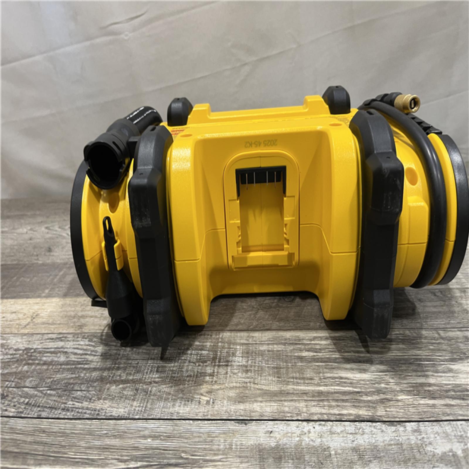 AS-IS DEWALT 20V MAX Cordless Electric Portable Inflator (Tool Only)