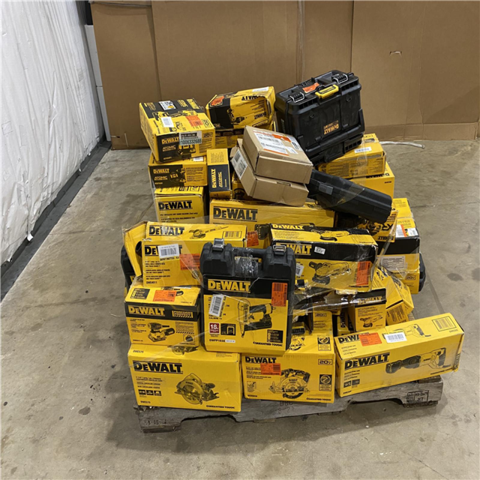 Houston Location AS IS - Tool Pallet