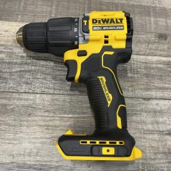 LIKE NEW - DEWALT ATOMIC 20V Cordless 1/2 in. Compact Hammer Drill Kit