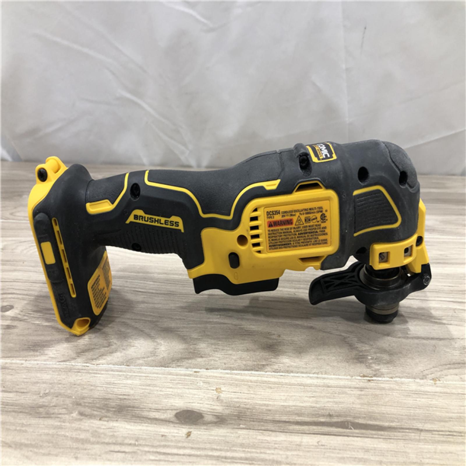 AS-IS DeWalt DCS354D1 20V Cordless Oscillating Multi-Tool Kit