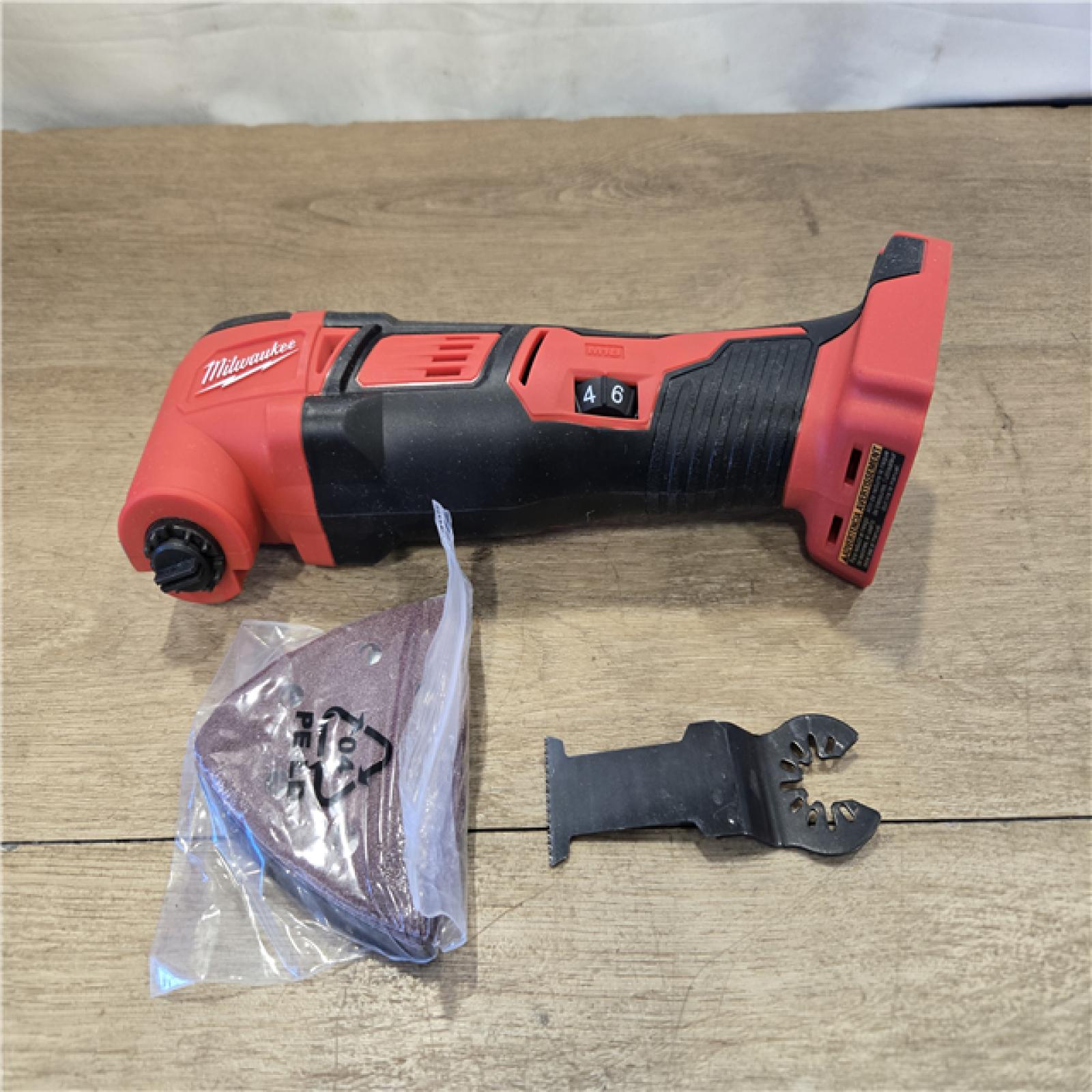 AS-IS Milwaukee 18V Lithium-Ion Cordless Oscillating Multi-Tool (Tool-Only)