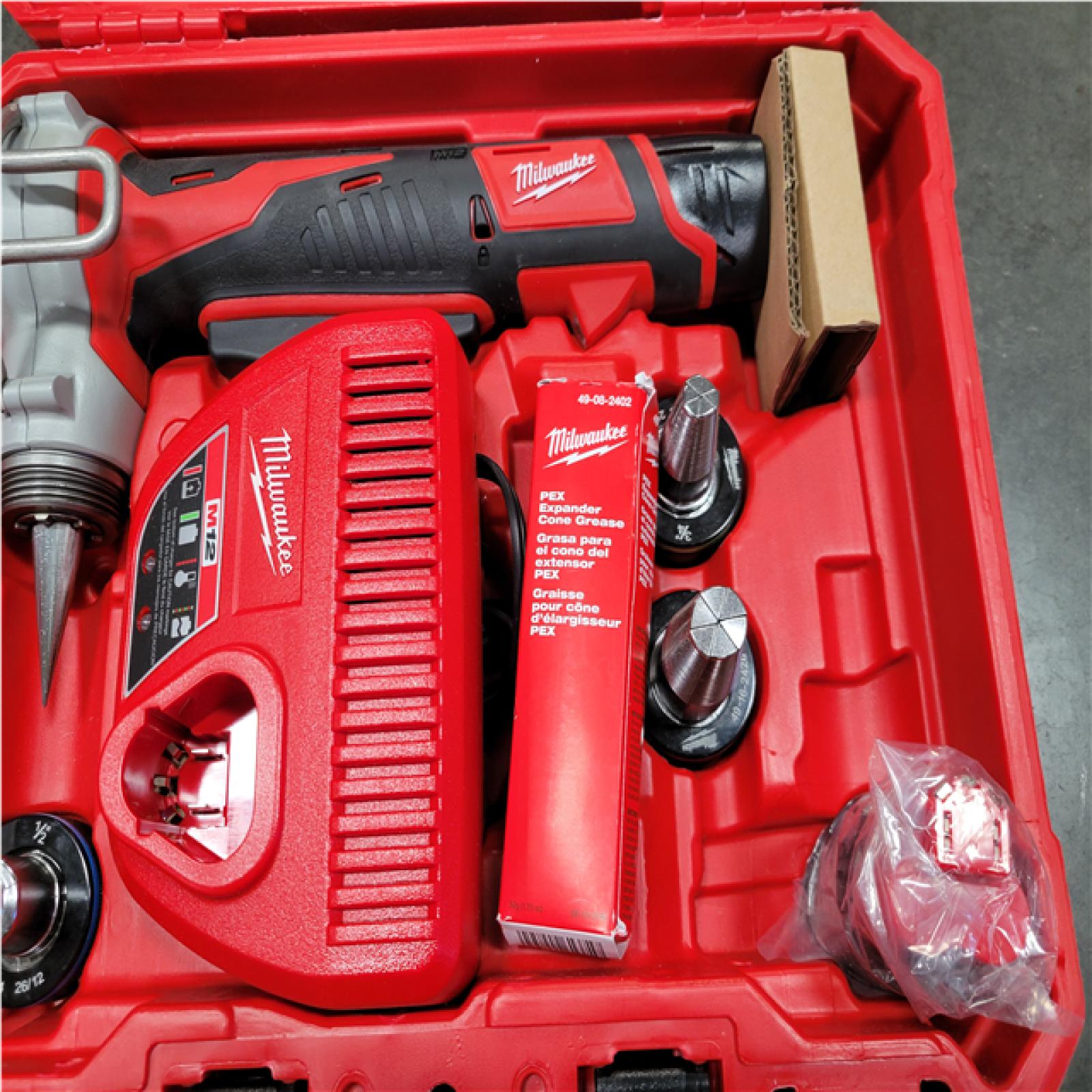 CALIFORNIA AS-IS MILWAUKEE M12 PEX EXPANDER KIT