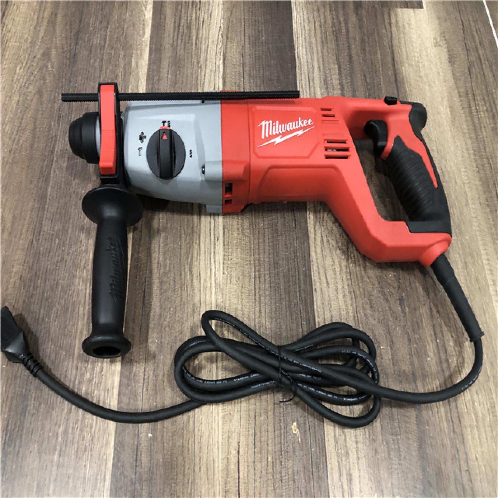 AS-IS Milwaukee 8 Amp Corded 1 in. SDS D-Handle Rotary Hammer