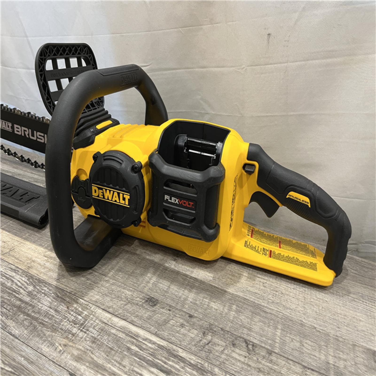 AS-IS DEWALT FLEXVOLT 60V MAX 16in. Brushless Cordless Battery Powered Chainsaw (Tool Only)