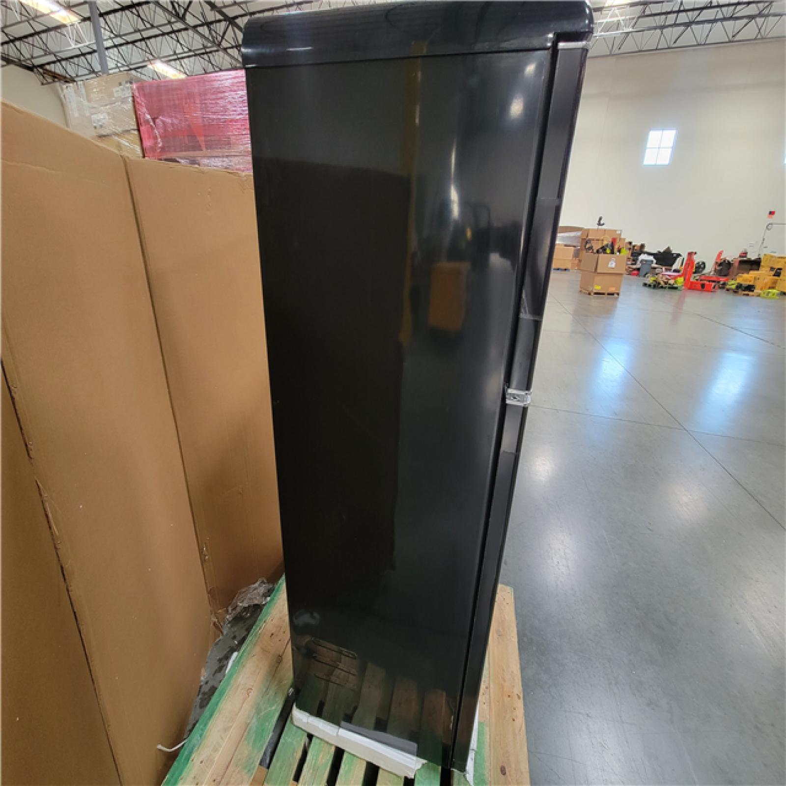 California AS-IS GALANZ RETRO TOP MOUNT REFRIGERATOR