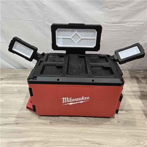 AS-IS Milwaukee M18 PACKOUT Light/Charger