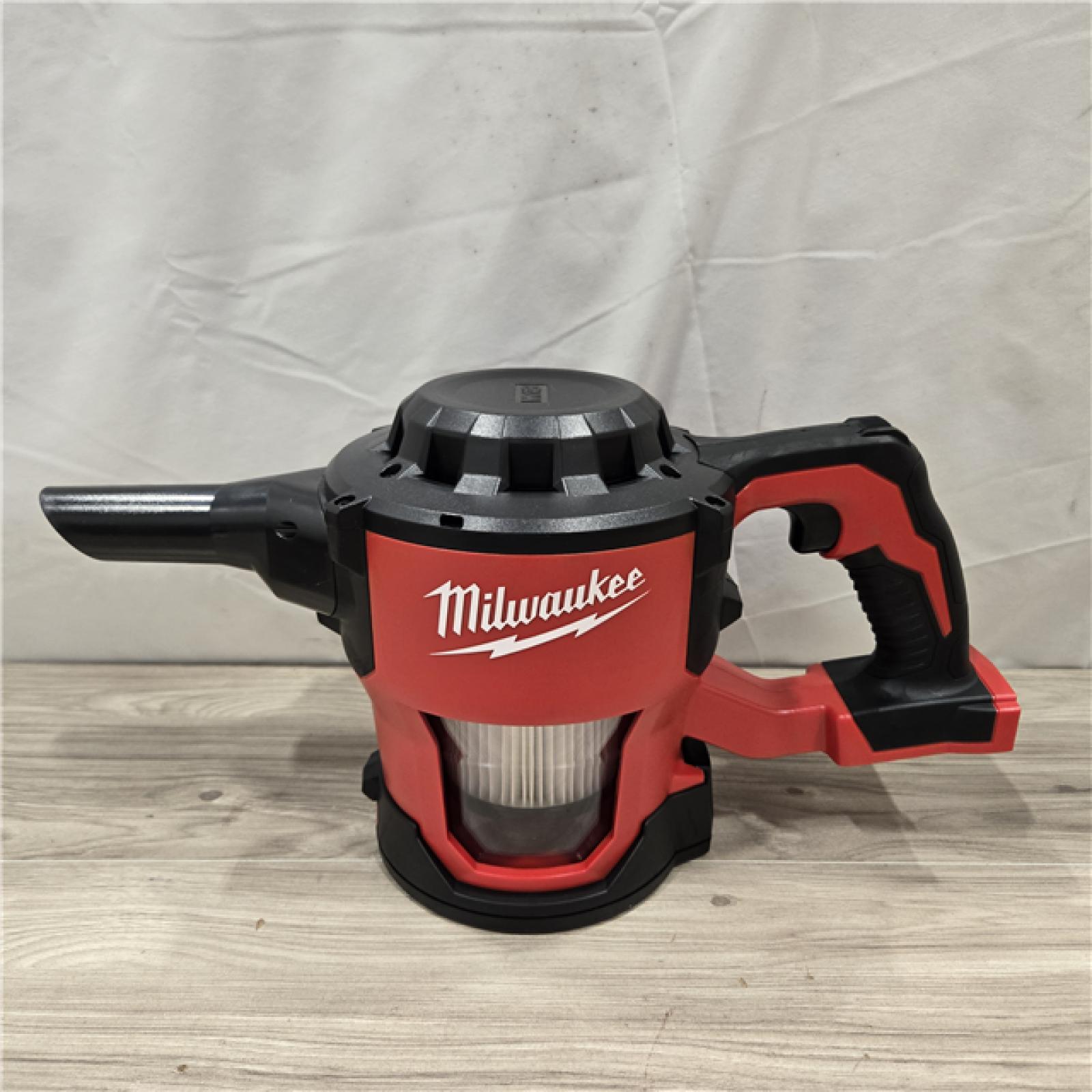 AS-IS Milwaukee M18 18V Cordless Compact Vacuum (Tool-Only)