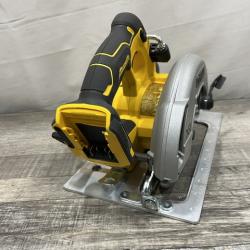 AS-IS DEWALT 20-Volt MAX 7-1/4 in. Cordless Circular Saw (Tool Only)