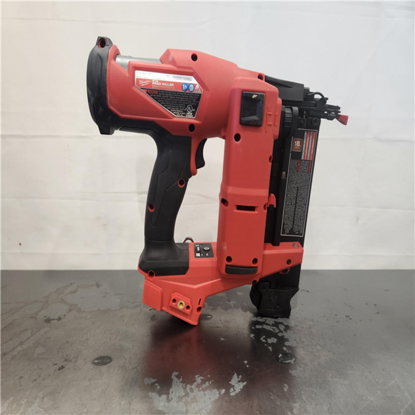 AS-IS- Milwaukee M18 FUEL 18 Gauge Brad Nailer (TOOL ONLY)