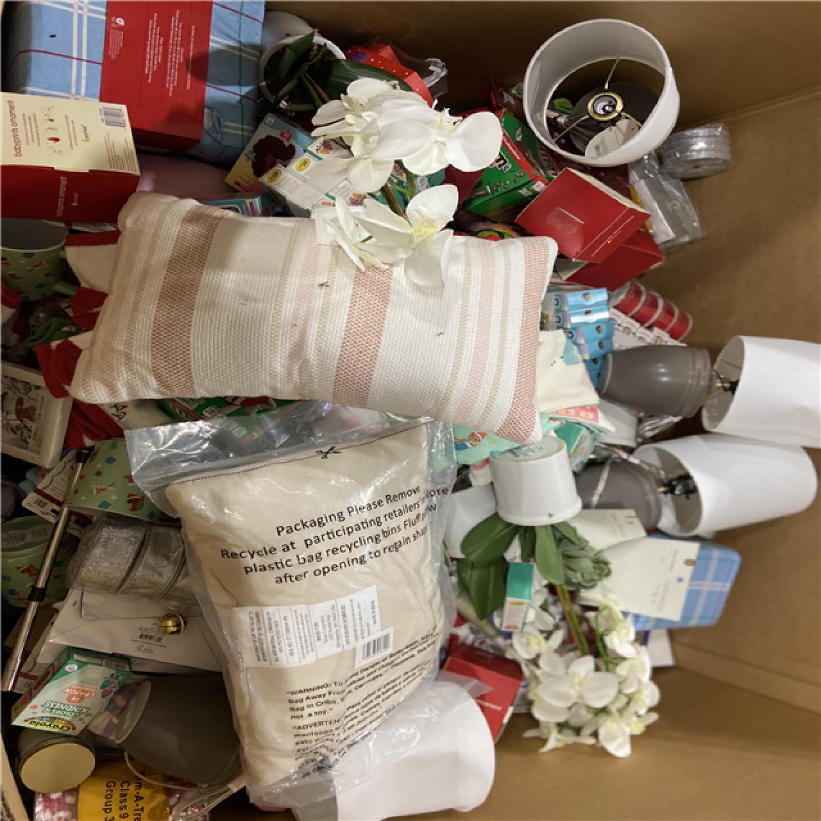 DALLAS LOCATION - BULLSEYE CLOTHING, HOME GOODS PALLET