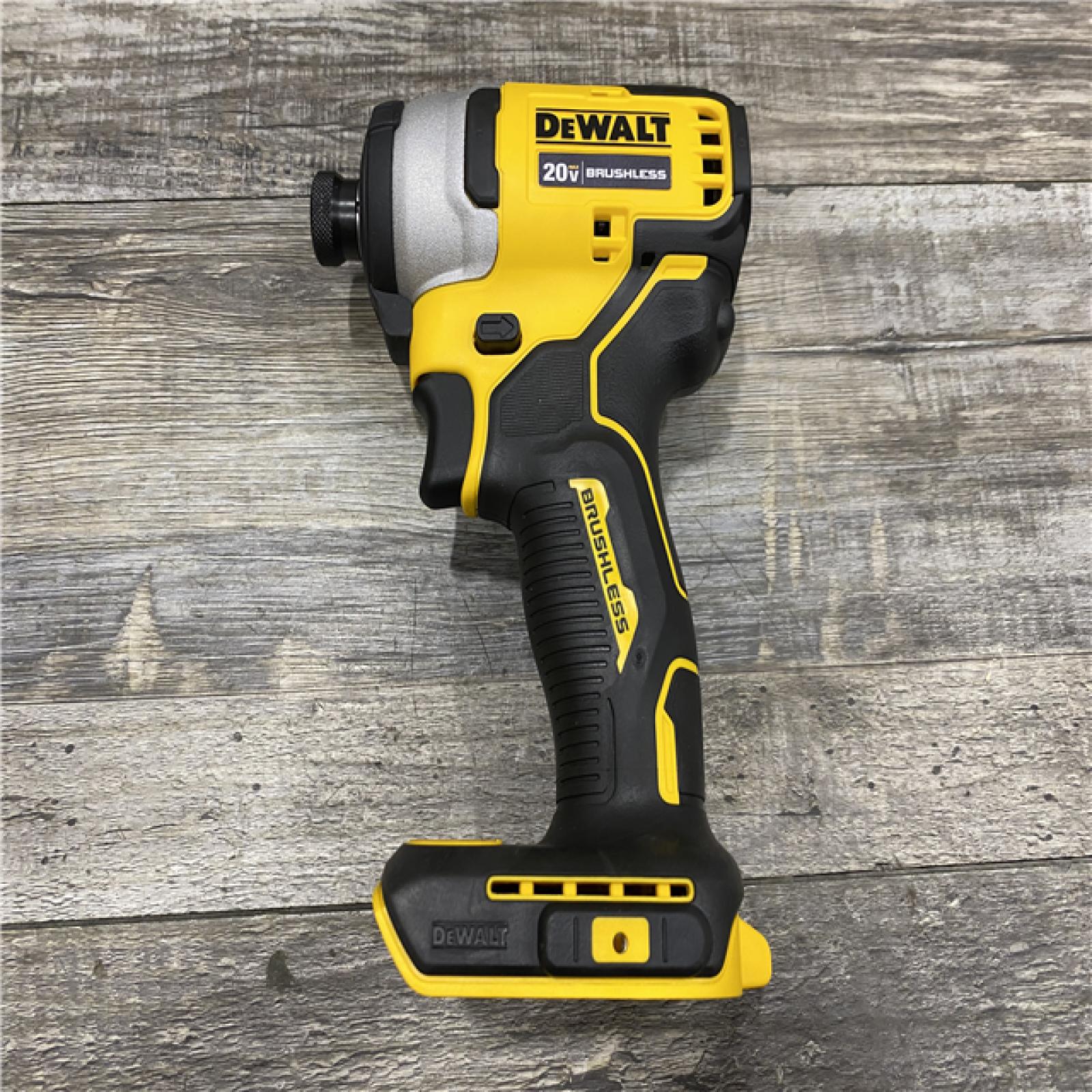 AS-IS DEWALT Atomic 20V Max Lithium-Ion Brushless Cordless Compact 1/4 in. Impact Driver Kit