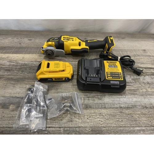 AS-IS DEWALT 20V MAX XR Cordless Brushless 3-Speed Oscillating Multi Tool Kit