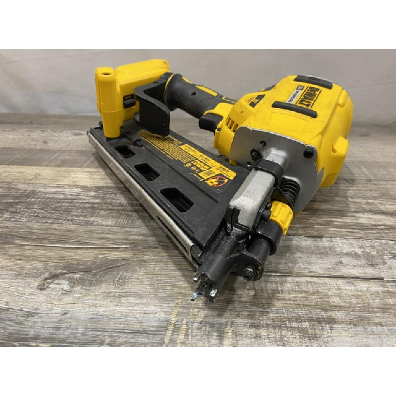 AS-IS DEWALT 20V MAX Brushless Li-Ion Framing Nailer (Tool Only)