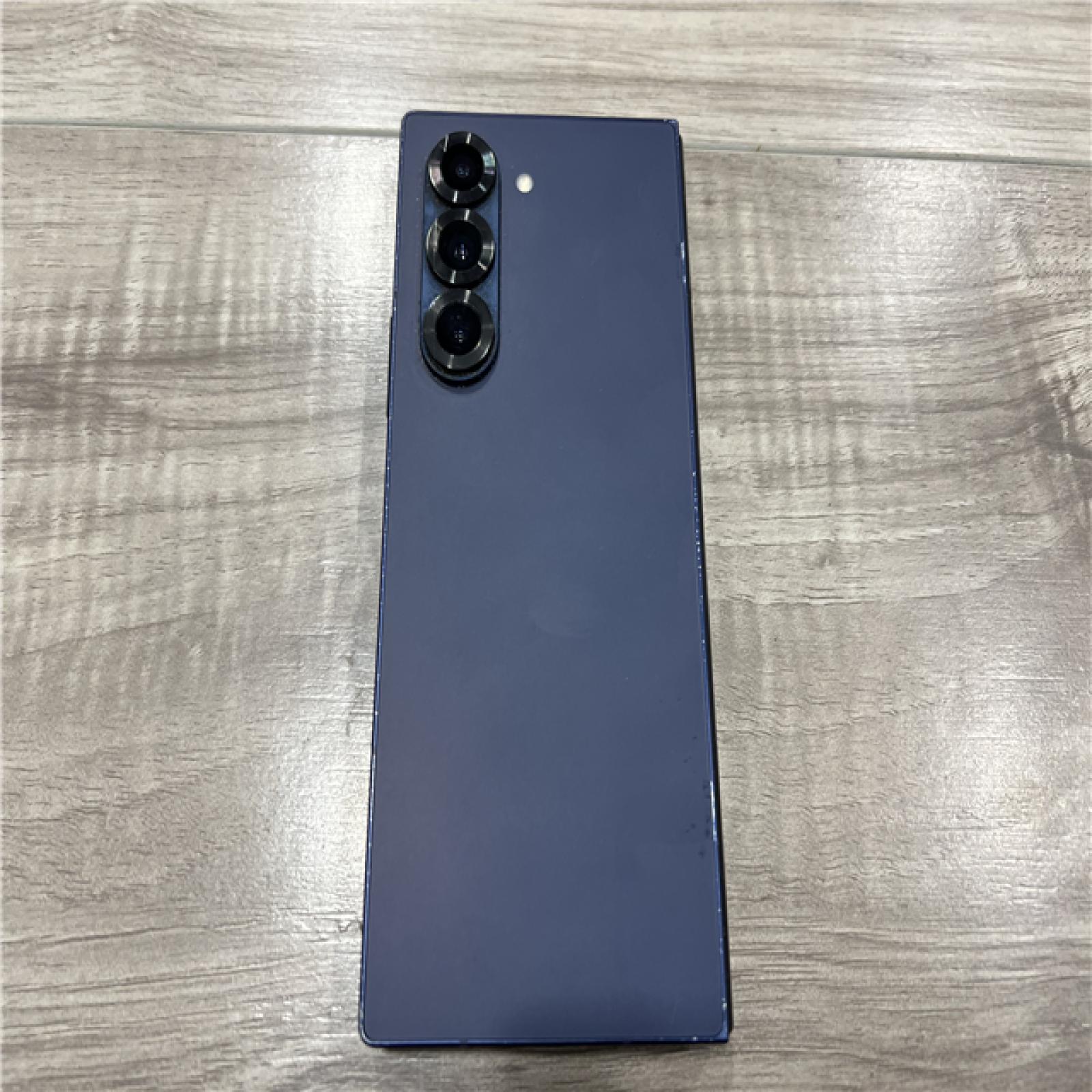 AS-IS Samsung Galaxy Z Fold6 (SM-F956U)