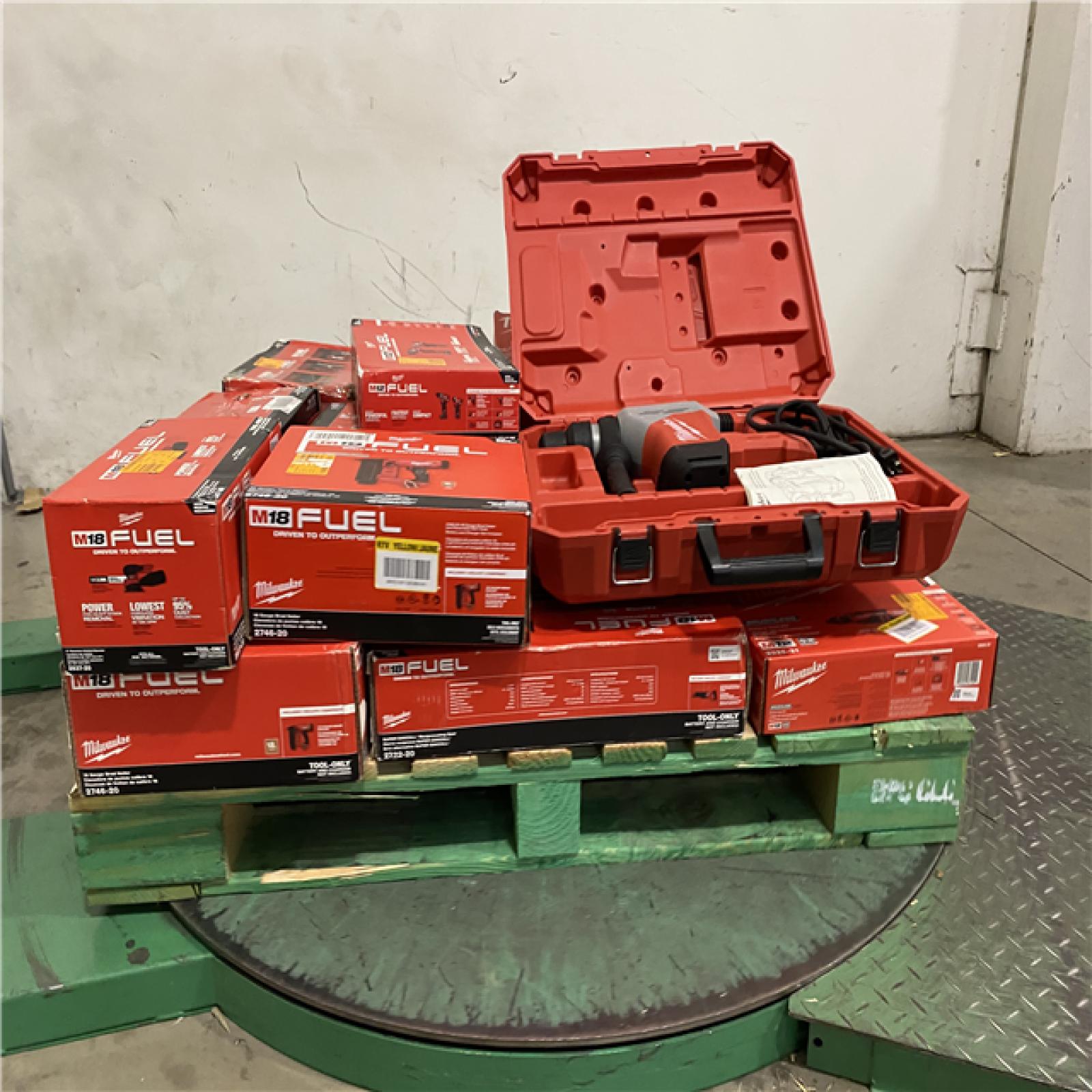 Dallas Location - As-Is MILWAUKEE Tool Pallet