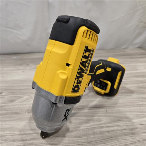 AS-IS Dewalt 20V MAX Cordless 1/2 in. Impact Wrench Kit