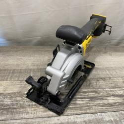 AS-IS DEWALT ATOMIC 20V MAX Cordless Brushless 4-1/2 in. Circular Saw (Tool Only)