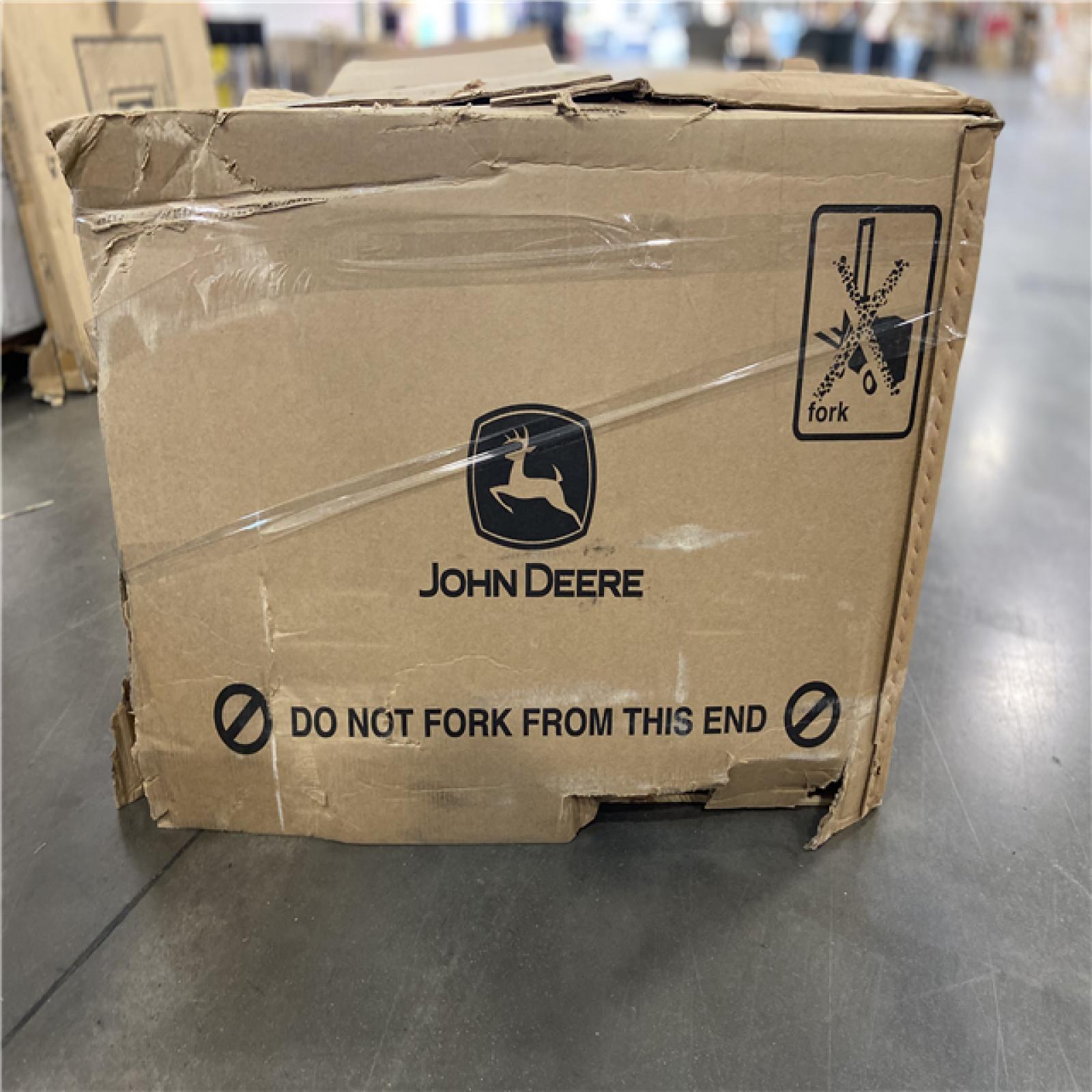 DALLAS LOCATION - John Deere Zero-Turn Mower 42 in. 6.5 Bushel Twin Bagger
