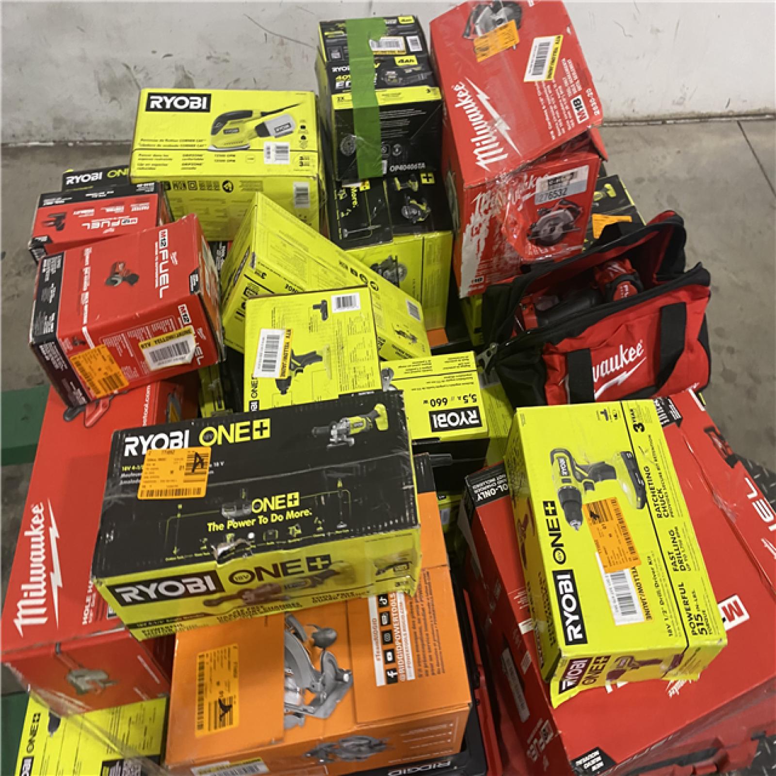 Dallas Location - As-Is Tool Pallet