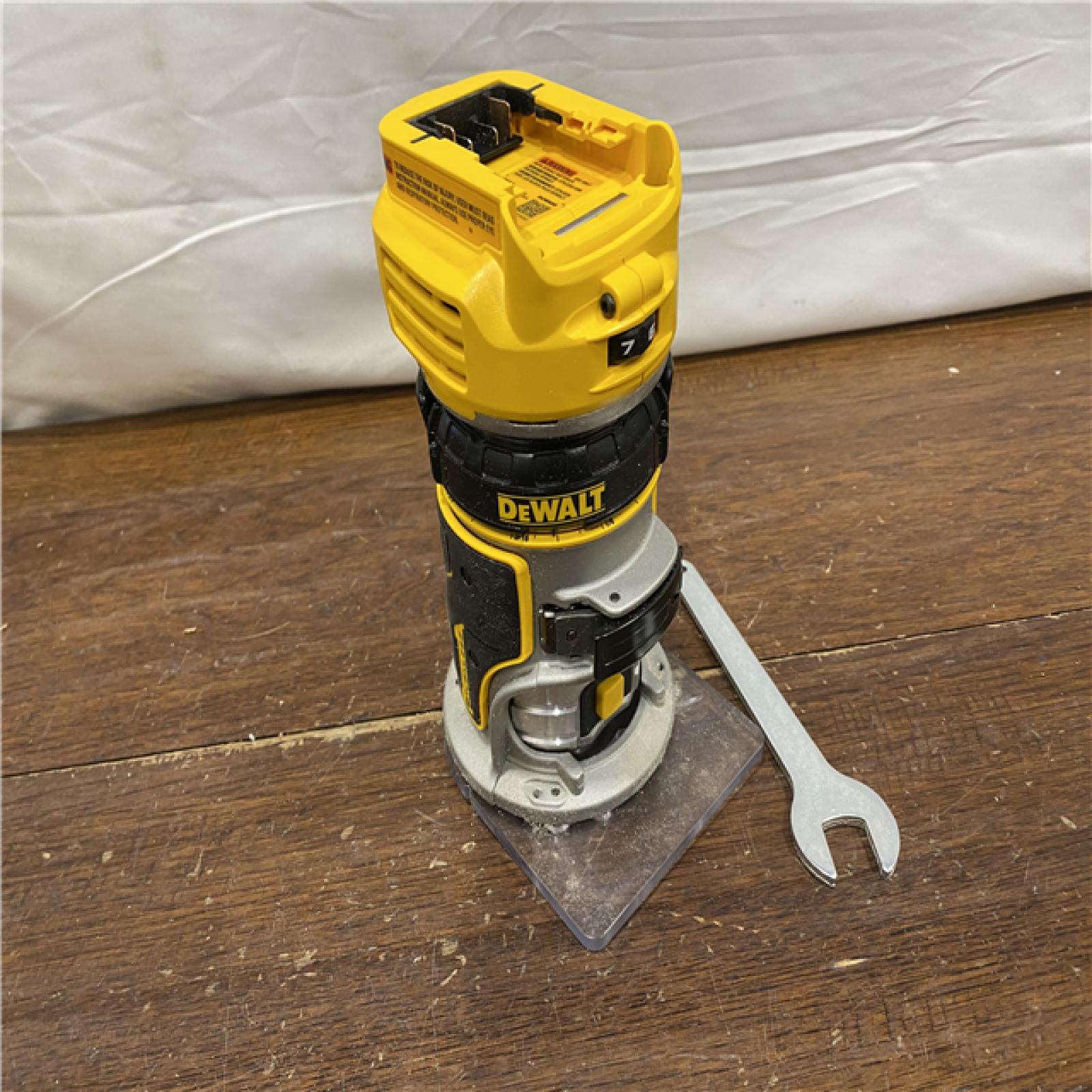 AS-IS Dewalt 20V MAX XR Brushless Cordless Compact Router (Tool Only)