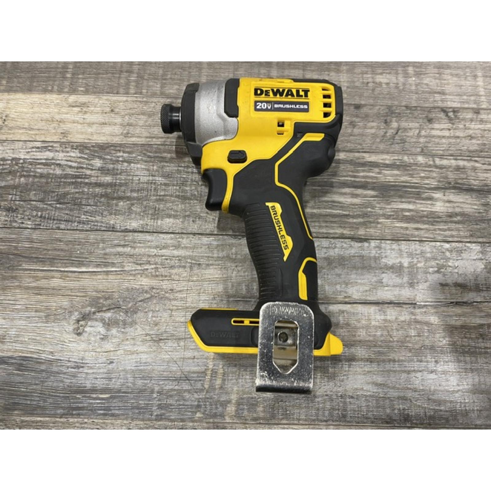 AS-IS DEWALT Atomic 20V Max Lithium-Ion Brushless Cordless Compact 1/4 in. Impact Driver Kit