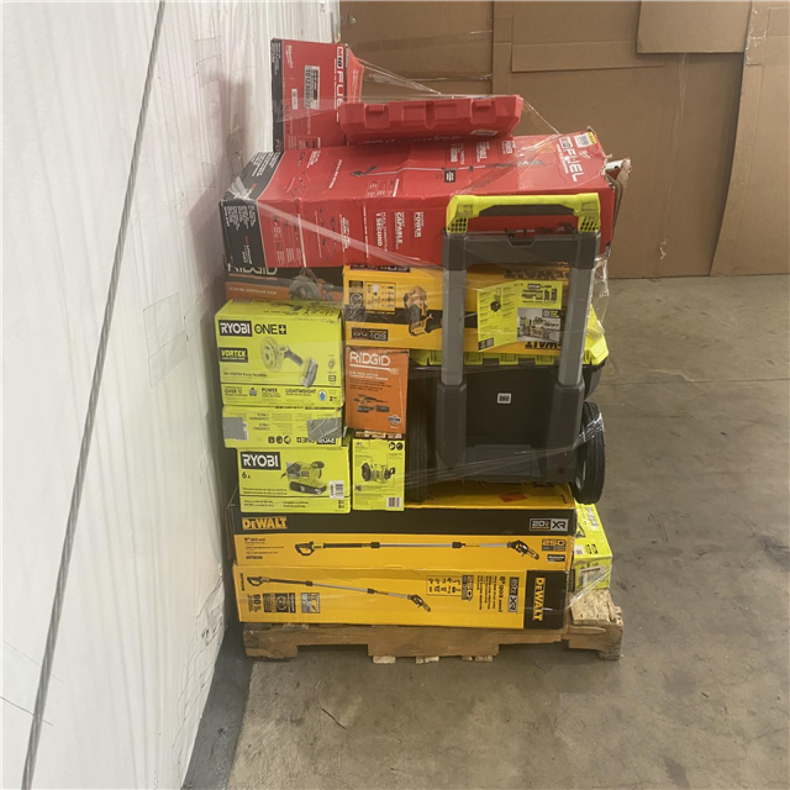 Houston Location AS IS - Tool Pallet