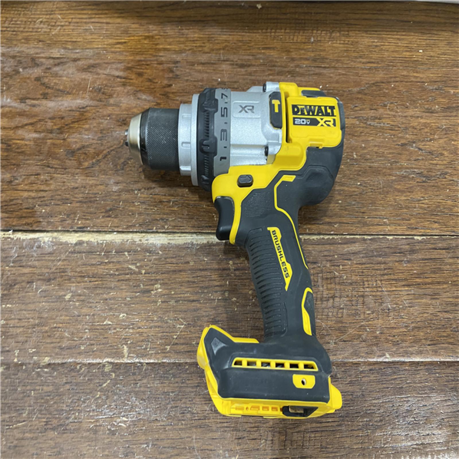 AS-IS DEWALT 20V XR Lithium-Ion Cordless Hammer Drill Kit with 8.0 Ah Battery, Charger and Kit Bag
