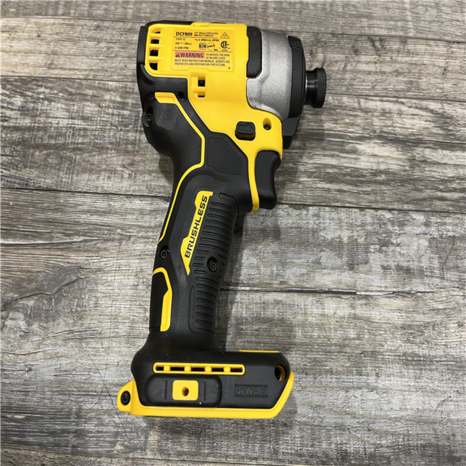 AS-IS DEWALT Atomic 20V Max Lithium-Ion Brushless Cordless Compact 1/4 in. Impact Driver Kit