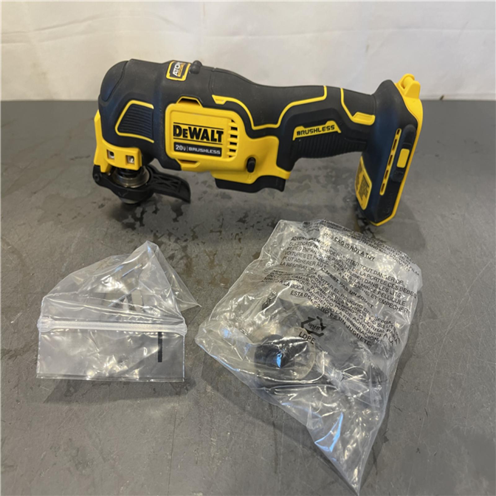 AS-IS - DEWALT ATOMIC 20V MAX Cordless Brushless Oscillating Multi Tool