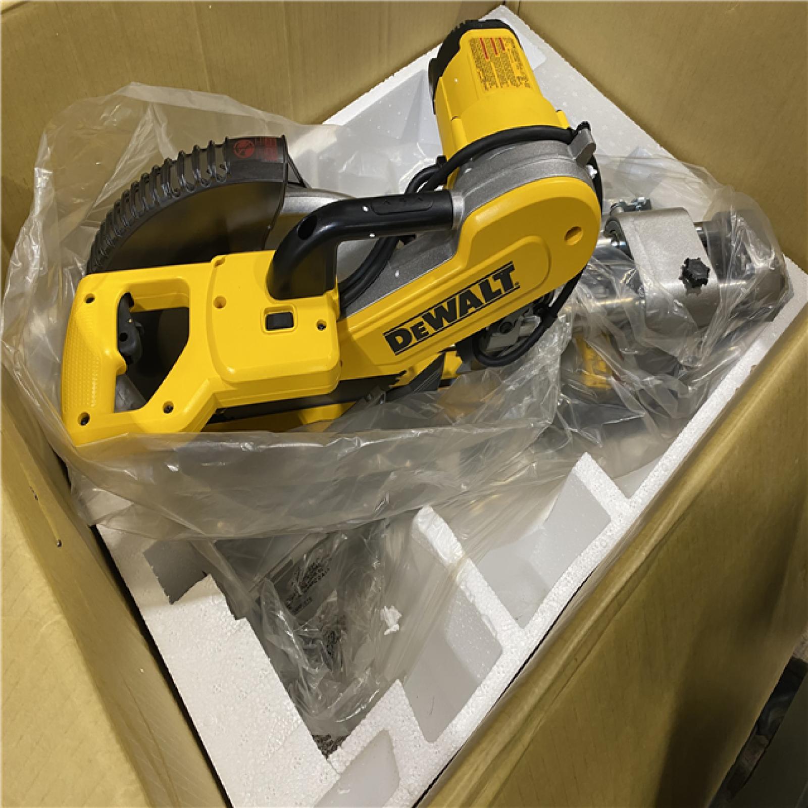 Dallas Location - As-Is 	DEWALT 15 Amp Corded 12 in. Double Bevel Sliding Compound Miter Saw