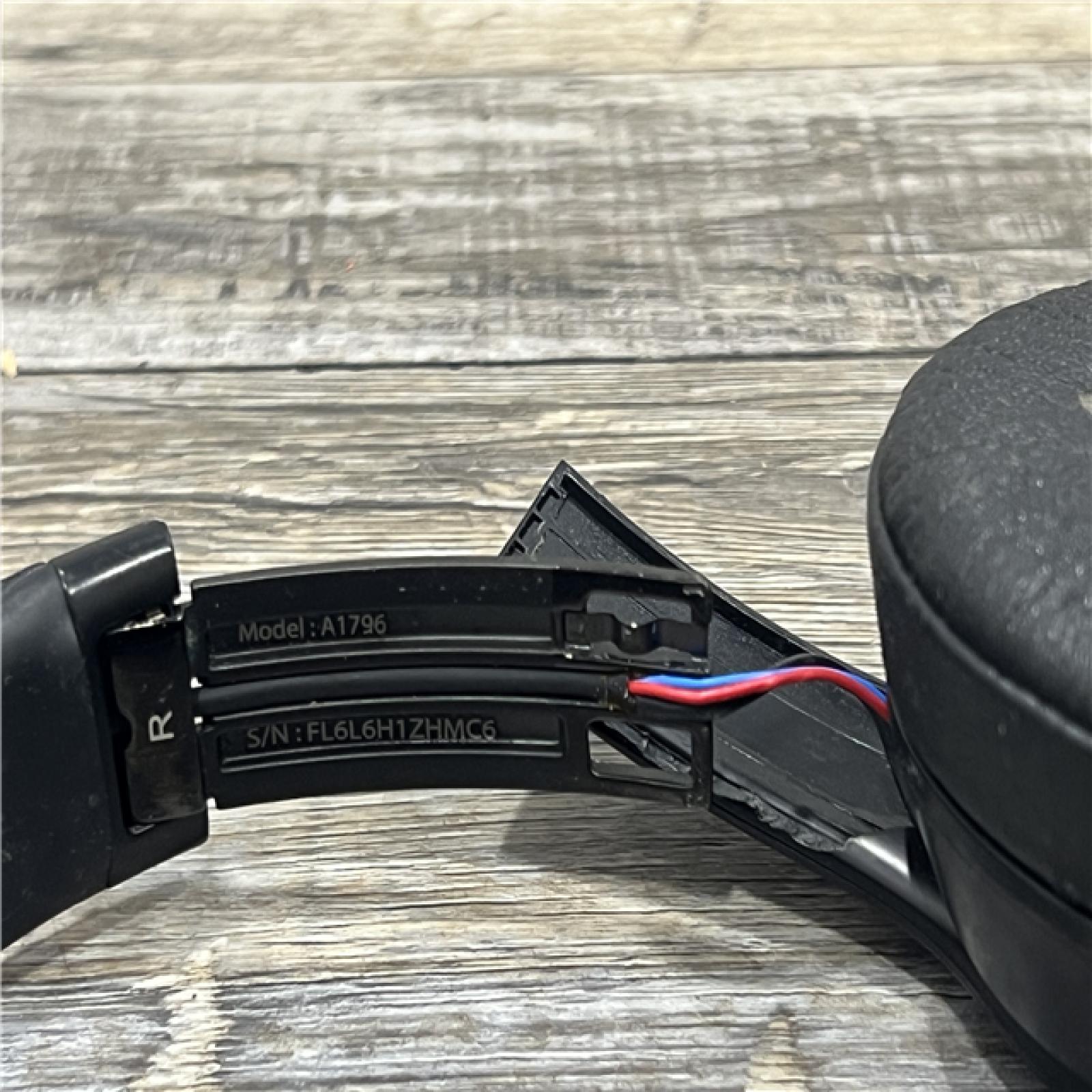 AS-IS Beats Studio3 Wireless Noise Cancelling Headphones- Matte Black