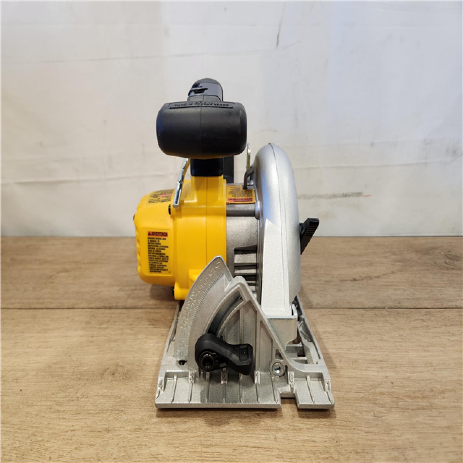 AS-IS- DeWALT DCS565B 20V Max Brushless 6.5   Cordless Circular Saw