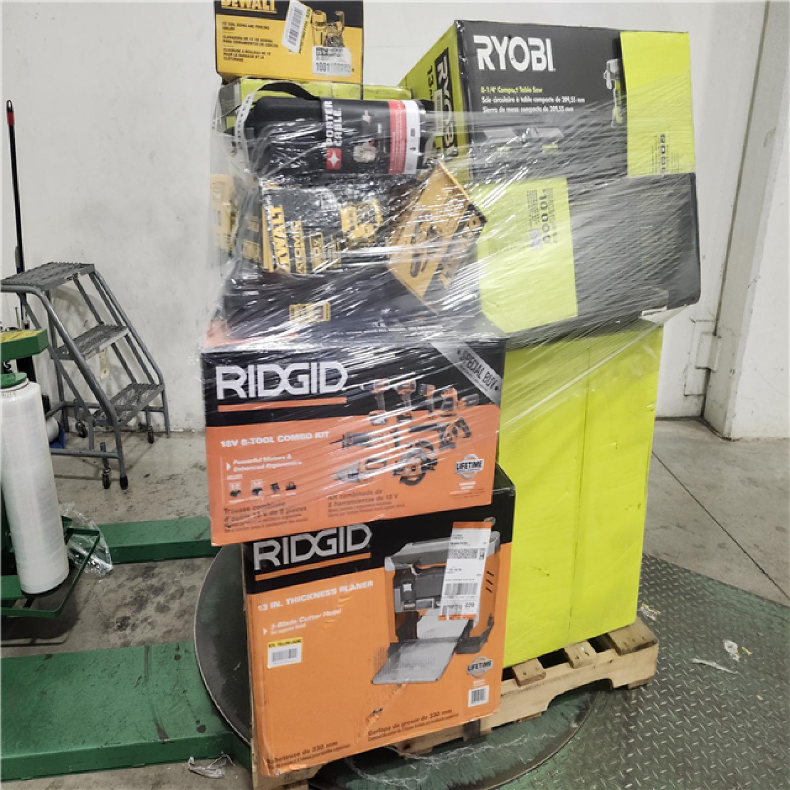 Dallas Location - As-Is Tool Pallet