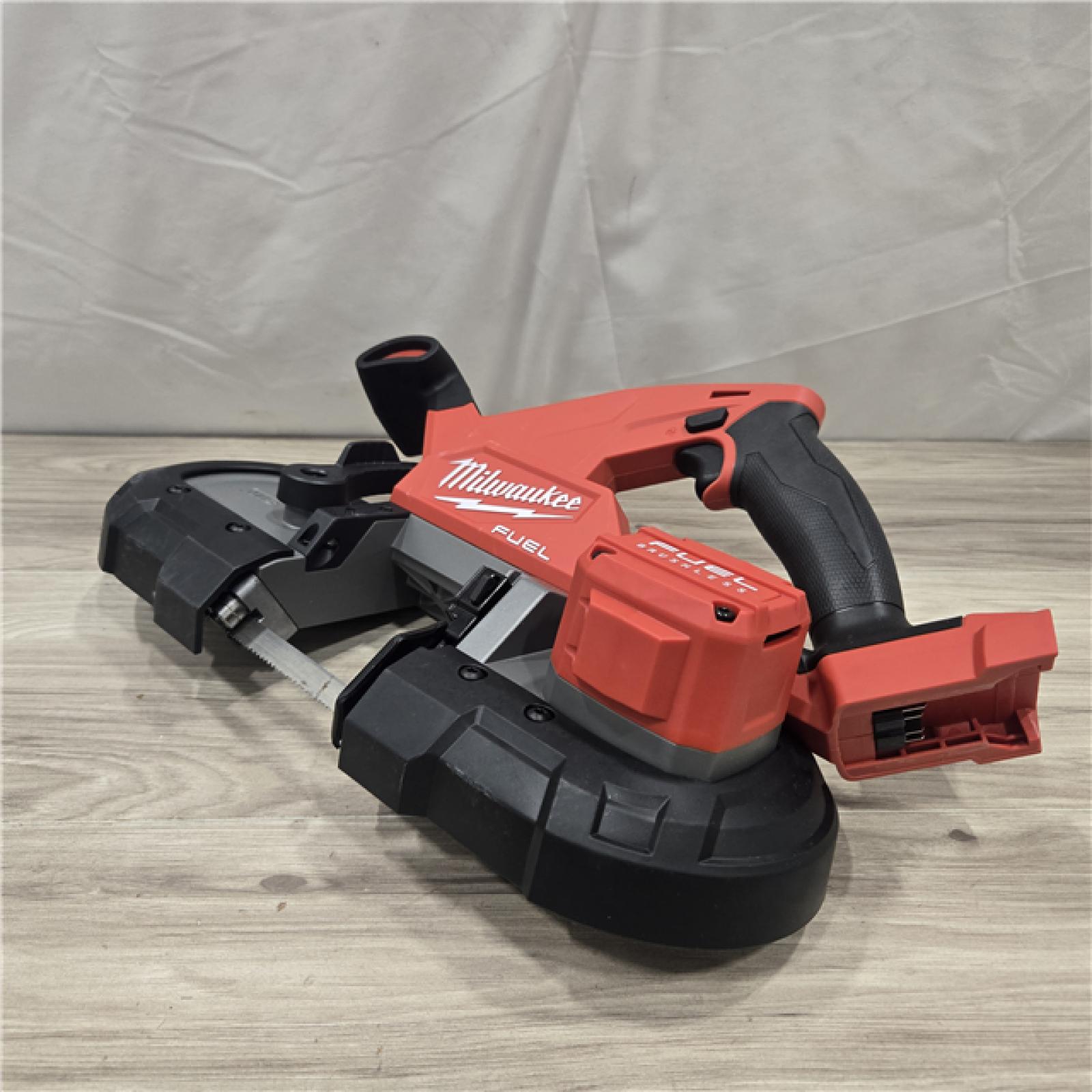 AS-IS Milwaukee M18 Fuel 3-1/4  18V Compact Band Saw 2829-20 (Bare Tool)