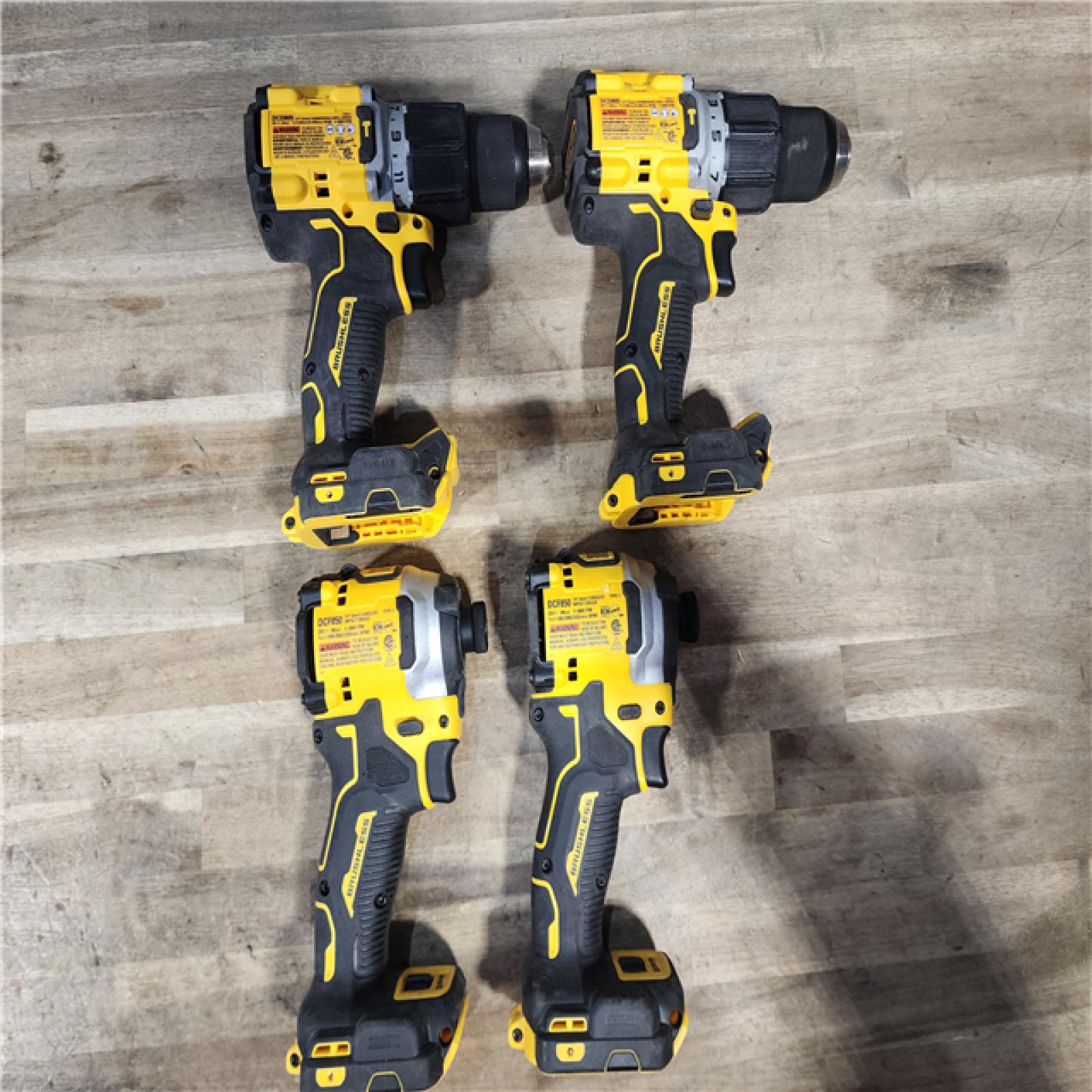 HOUSTON LOCATION - AS-IS DEWALT 4 TOOL COMBO KIT W/ (2) BATTERY & CHARGER