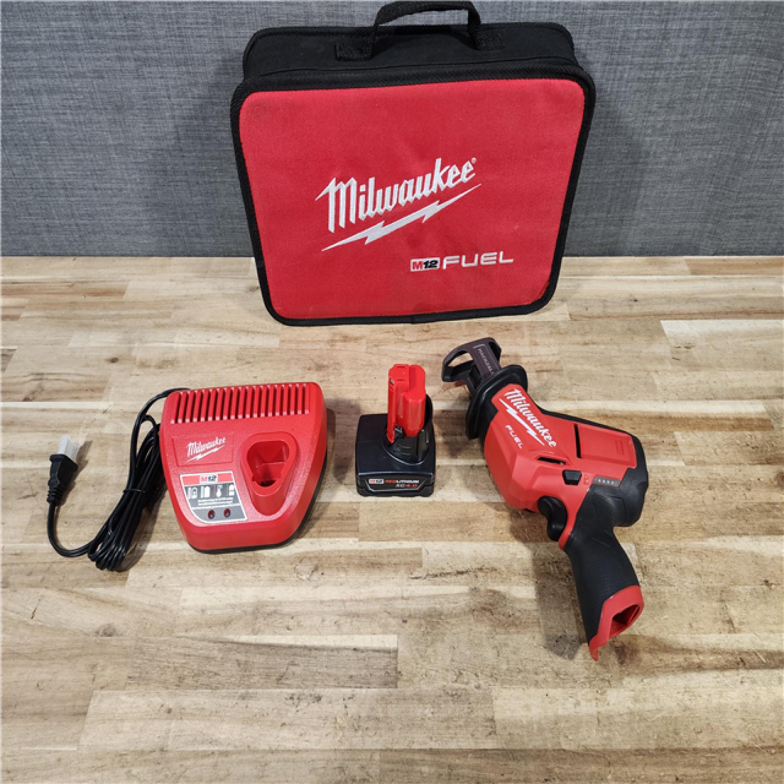 HOUSTON LOCATION - AS - IS Milwaukee FUEL 12V Lithium-Ion Brushless Cordless HACKZALL Reciprocating Saw W/ BATTERY & CHARGER