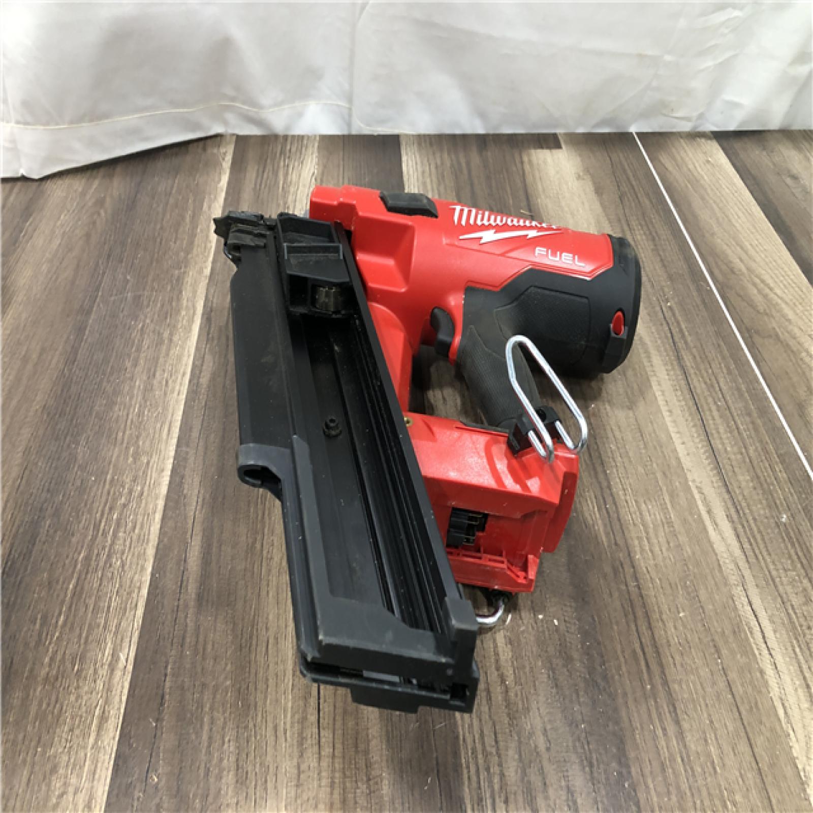AS-IS Milwaukee  FUEL 3-1/2 in. 18-Volt 21-Degree Lithium-Ion Brushless Cordless Framing Nailer (Tool-Only)